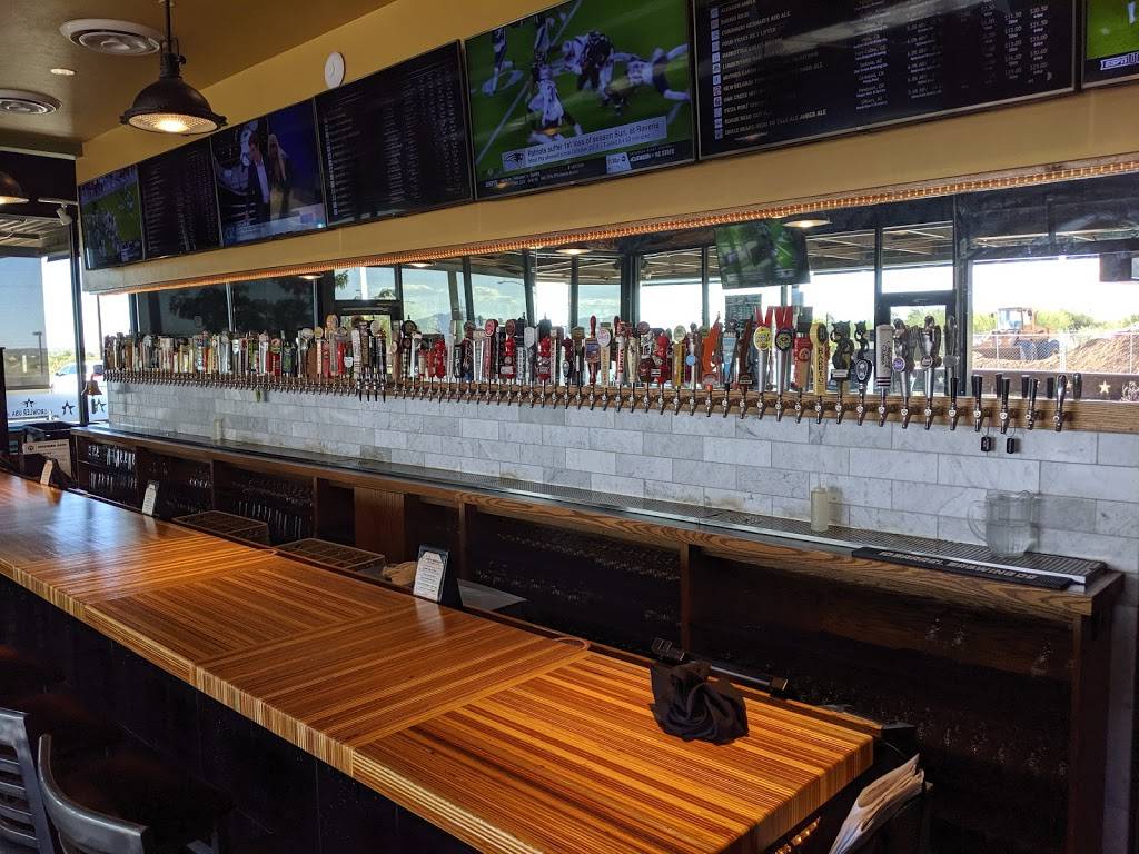 Growler USA - Oro Valley | restaurant | 9630 N Oracle Rd #110, Oro Valley, AZ 85737, USA | 5206127208 OR +1 520-612-7208