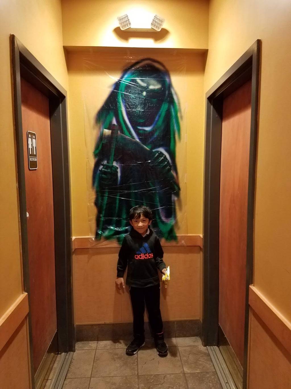 Popeyes Louisiana Kitchen | restaurant | 3411 Jerome Ave, Bronx, NY 10467, USA | 9292225000 OR +1 929-222-5000