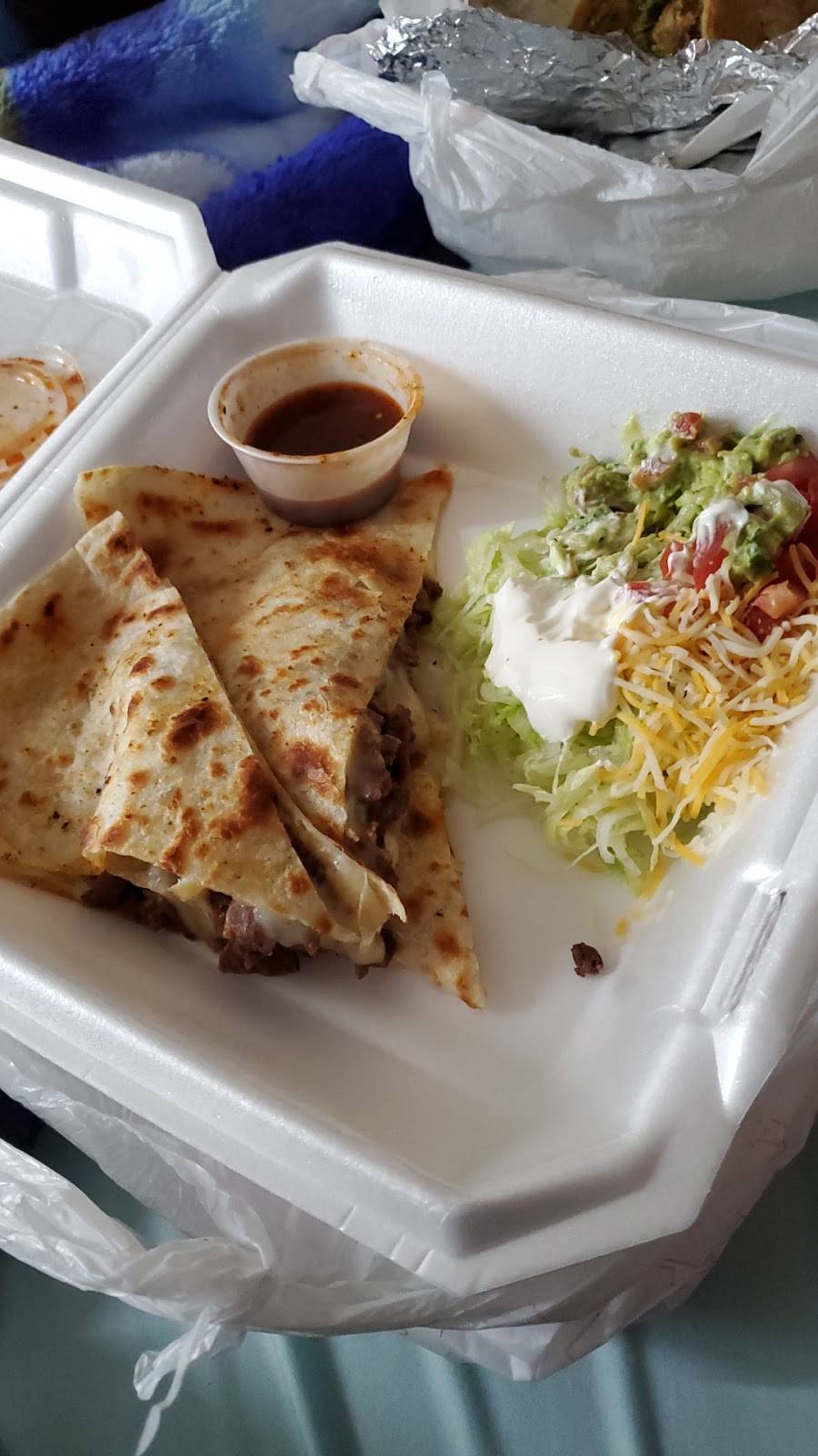 Gabriels Taqueria | restaurant | 212 E Wisconsin Ave, Oconomowoc, WI 53066, USA | 2622696256 OR +1 262-269-6256