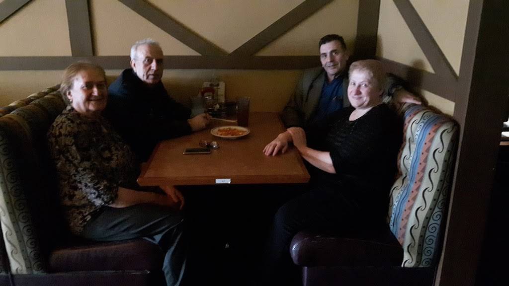 Schnitzelbank Restaurant | restaurant | 1170 Main St, Plain, WI 53577, USA | 6085461110 OR +1 608-546-1110