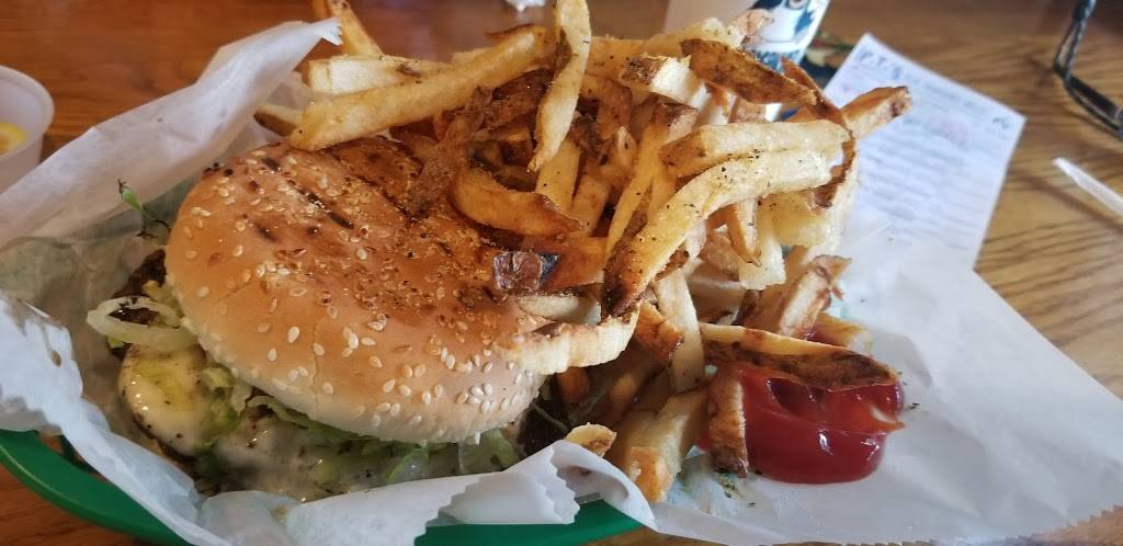 P Ts Olde Fashioned Grille | restaurant | 4544 Fountain Dr #2918, Wilmington, NC 28403, USA | 9103922293 OR +1 910-392-2293