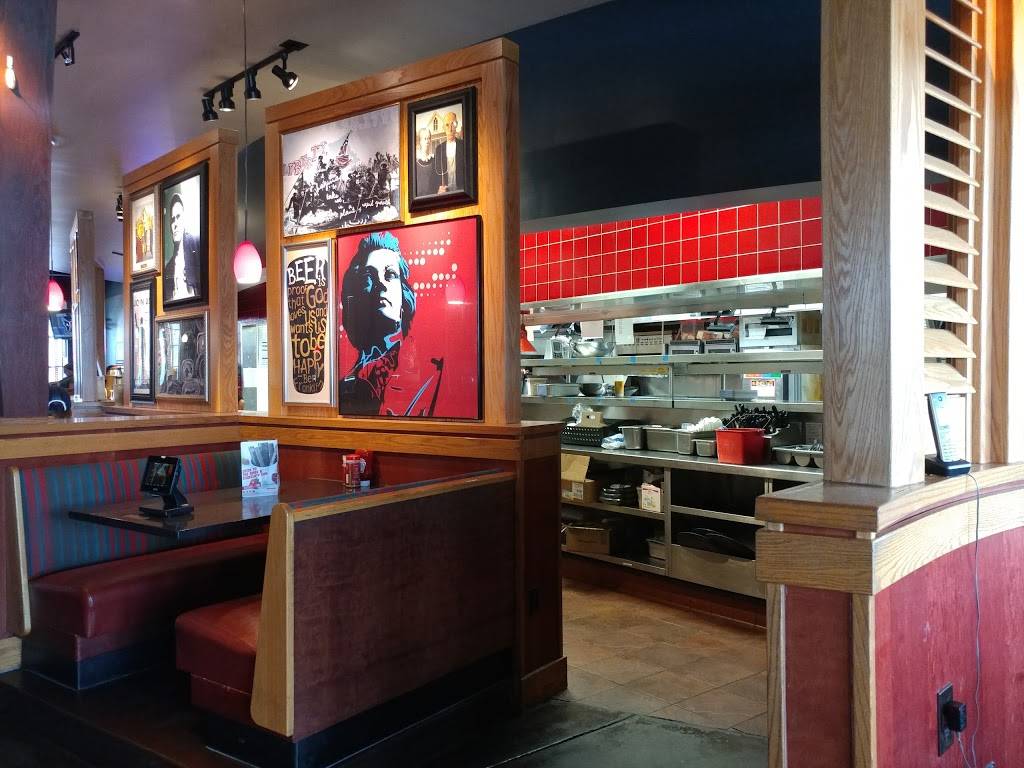 Red Robin Gourmet Burgers and Brews | restaurant | 2669 Campus Dr, Plymouth, MN 55441, USA | 7635597576 OR +1 763-559-7576
