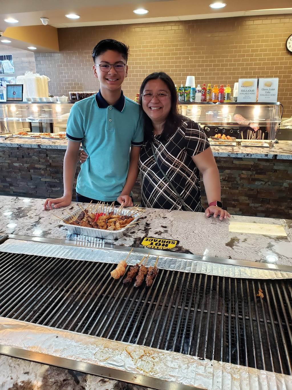 Totos grill | restaurant | 3910 S Maryland Pkwy, Las Vegas, NV 89119, USA | 7025503887 OR +1 702-550-3887