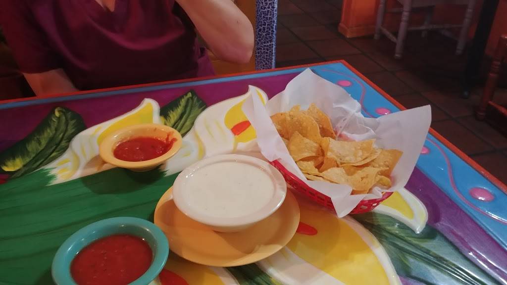 La Fiesta Mexican Grill | restaurant | 8523 Hixson Pike, Hixson, TN 37343, USA | 4238431149 OR +1 423-843-1149