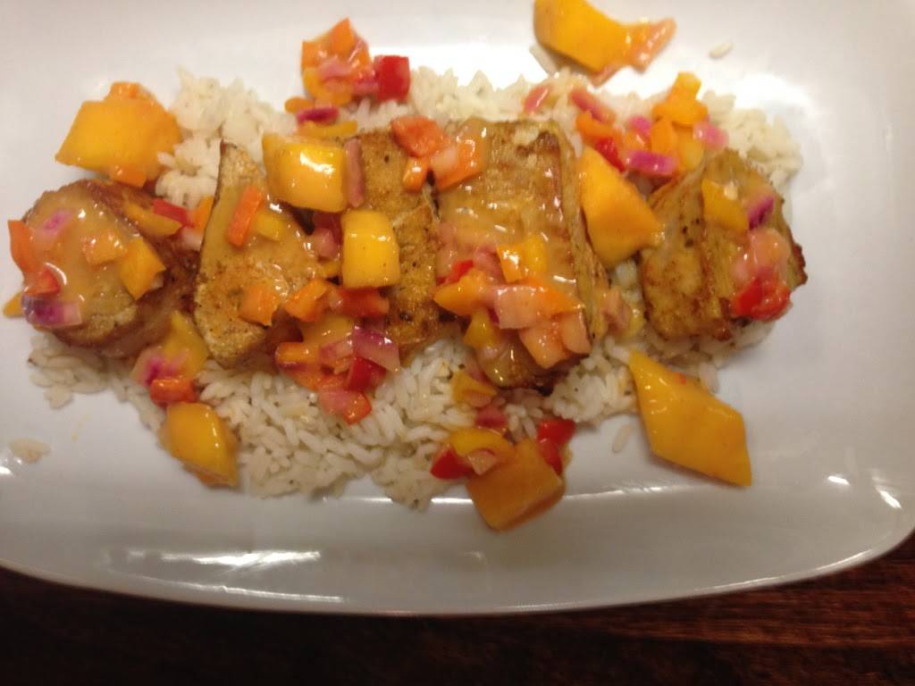 Old School Tavern and Grill | restaurant | 201 DesPlaines, Forest Park, IL 60130, USA | 7087713663 OR +1 708-771-3663