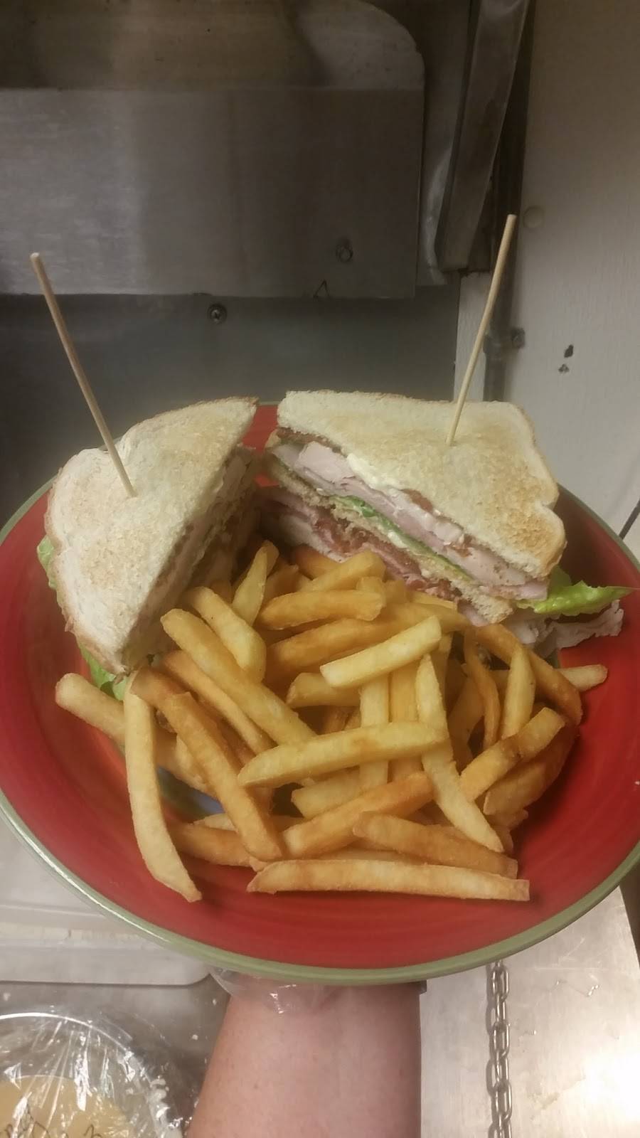 McTS Tavern | restaurant | 940 Mendon Road, Cumberland, RI 02864, USA | 4014754422 OR +1 401-475-4422