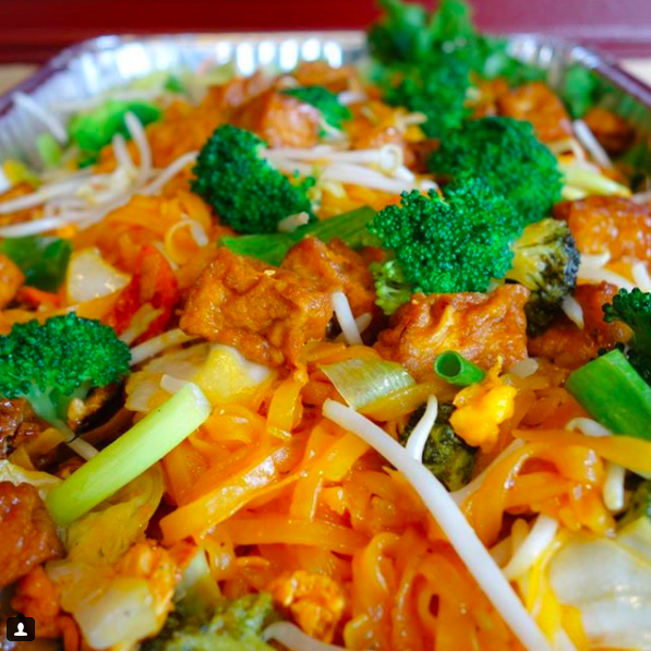 Lotus Thai Bistro | restaurant | 425 California Ave, Palo Alto, CA 94306, USA | 6502890907 OR +1 650-289-0907