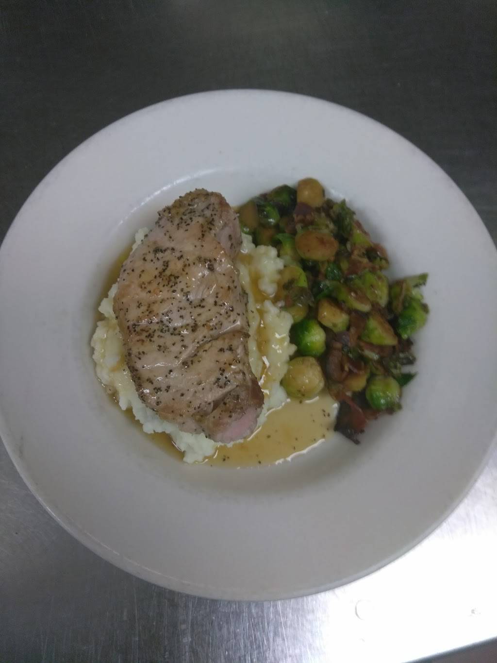 Waxy OConnors Irish Pub | restaurant | 121 Main St, Foxborough, MA 02035, USA | 5086989299 OR +1 508-698-9299