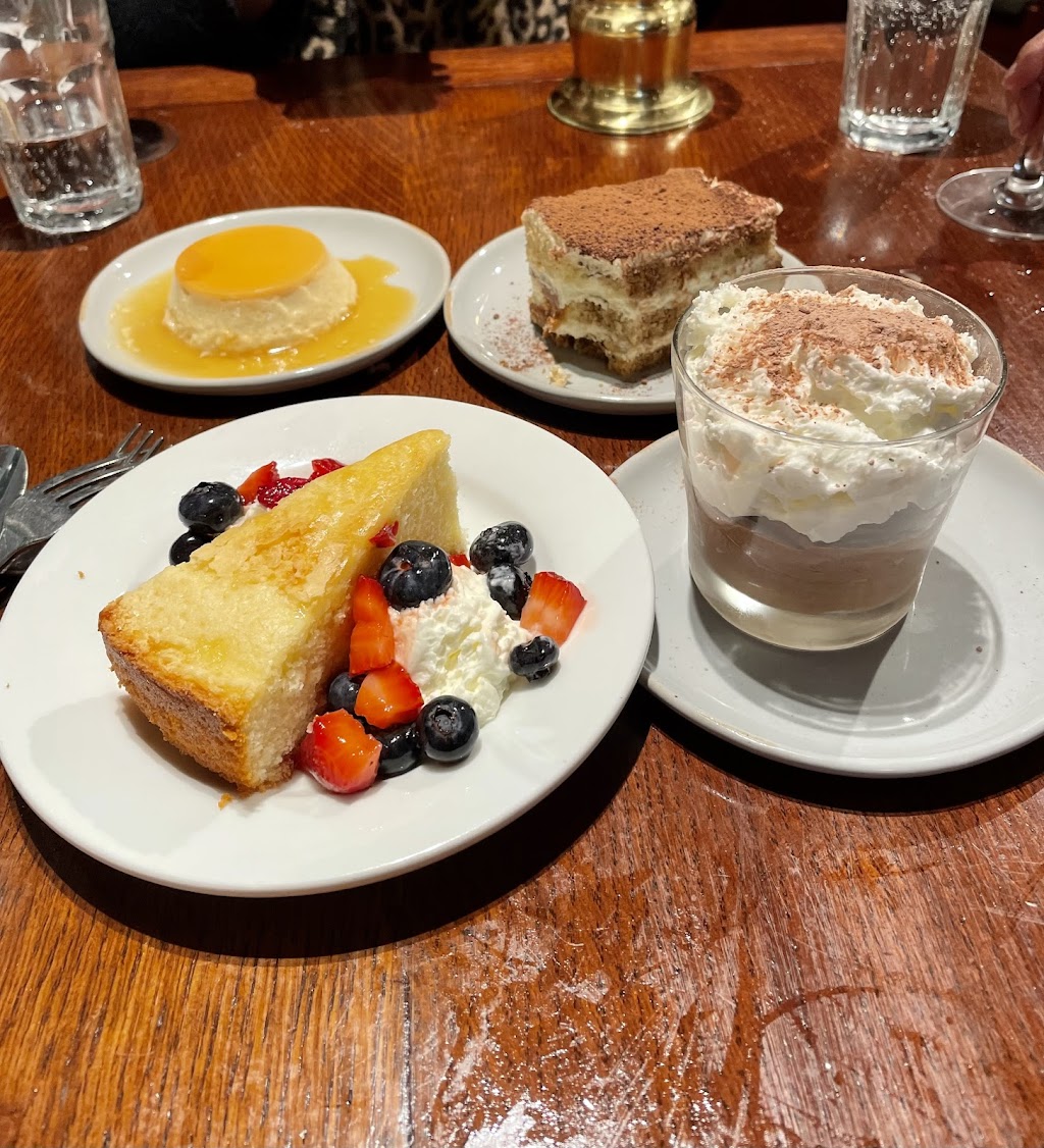 Giacos Valley Roadhouse | restaurant | 625 San Geronimo Valley Dr, San Geronimo, CA 94963, USA | 4154880105 OR +1 415-488-0105