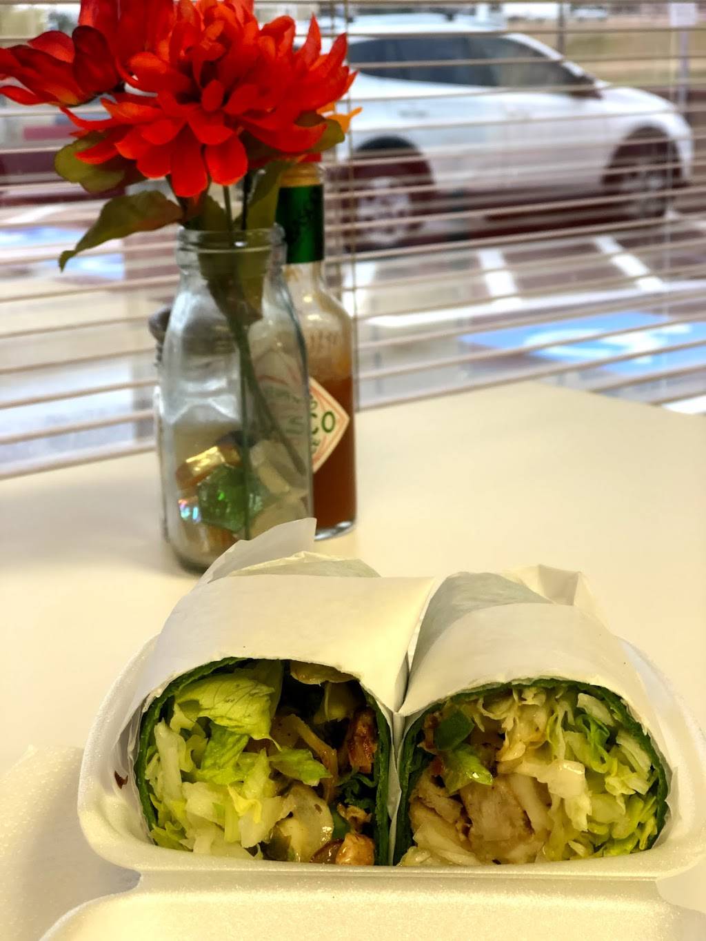 Pita Pockets Etc | restaurant | 1431 Greenway Dr # 125, Irving, TX 75038, USA | 9725501644 OR +1 972-550-1644