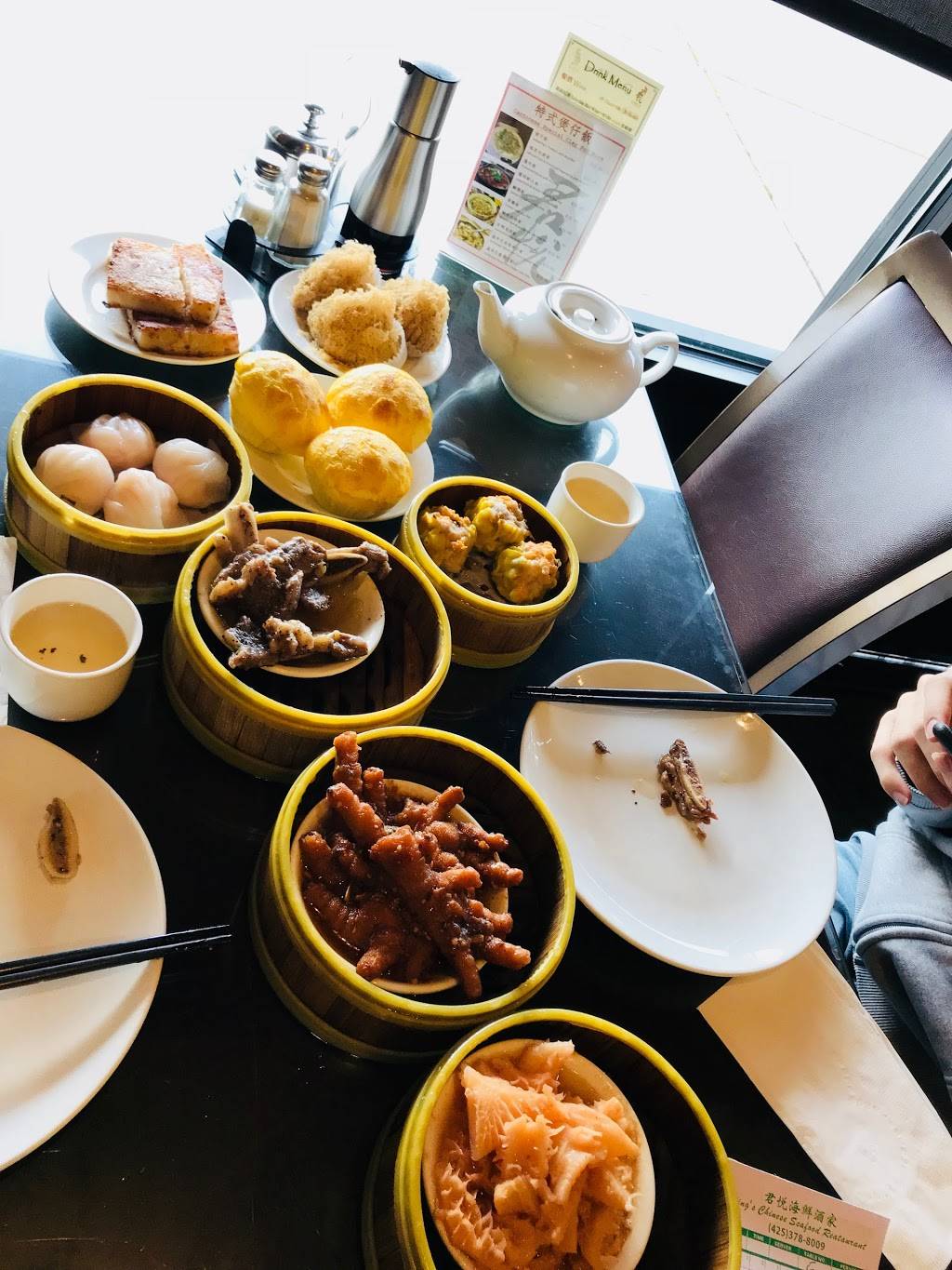 君悦 | restaurant | 13200 NE 20th St, Bellevue, WA 98005, USA | 4253788009 OR +1 425-378-8009