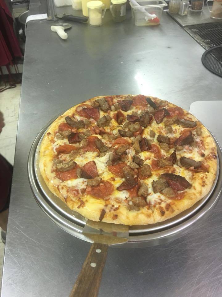 Pinos Sicilian Pizzeria | restaurant | 2205 U Ave, Williamsburg, IA 52361, USA | 3196681414 OR +1 319-668-1414