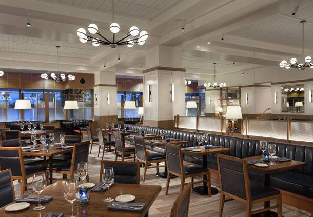 Latitude & Longitude | restaurant | 8701 World Center Dr, Orlando, FL 32821, USA | 4072388528 OR +1 407-238-8528