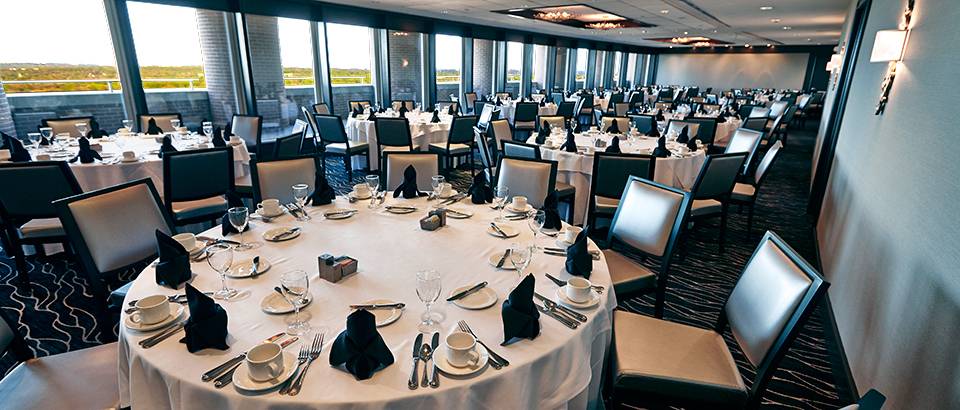 Tower Club - Tysons Corner | restaurant | 8000 Towers Crescent Dr Suite 1700, Vienna, VA 22182, USA | 7037614250 OR +1 703-761-4250