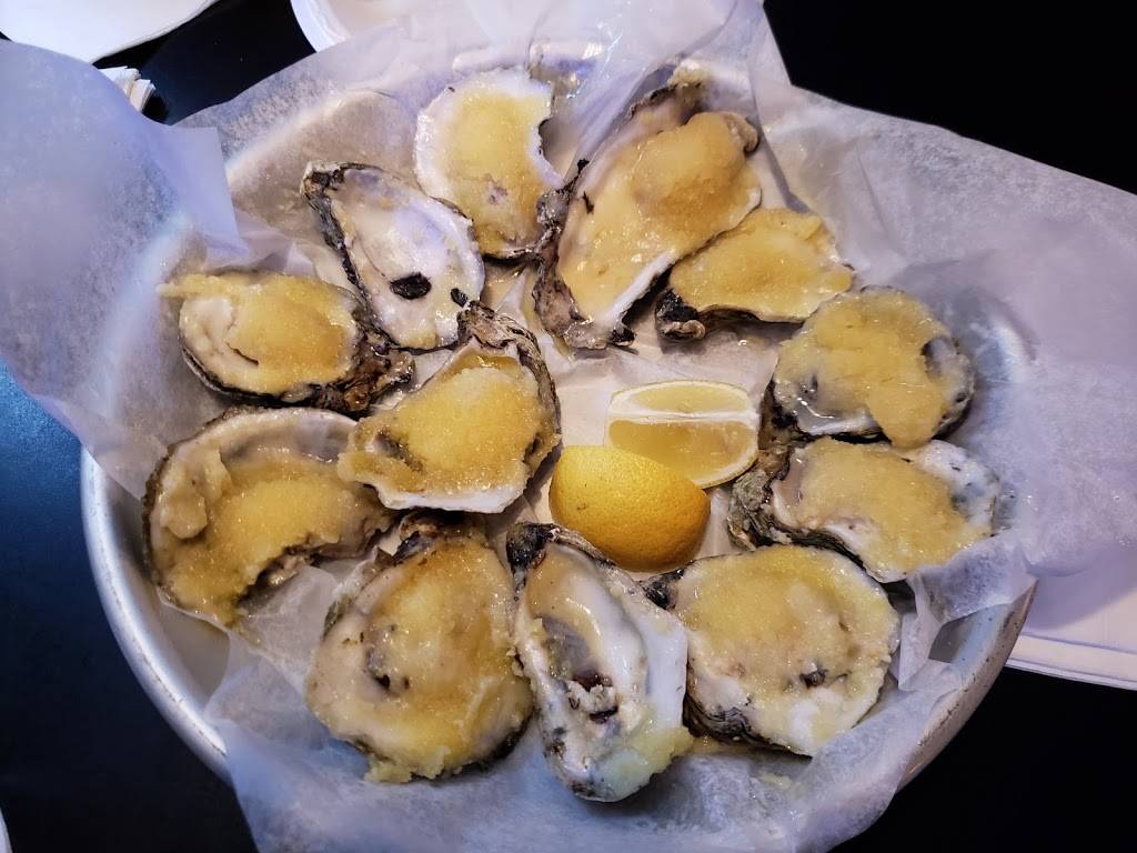 Monks Steamer Bar Inc | restaurant | 6690 Superior Ave, Sarasota, FL 34231, USA | 9419273388 OR +1 941-927-3388