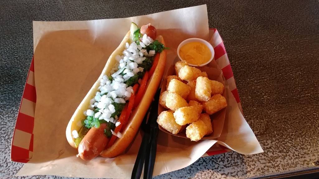 Beer Dogs | restaurant | 7032 Sylvan Rd, Citrus Heights, CA 95610, USA | 9165472597 OR +1 916-547-2597