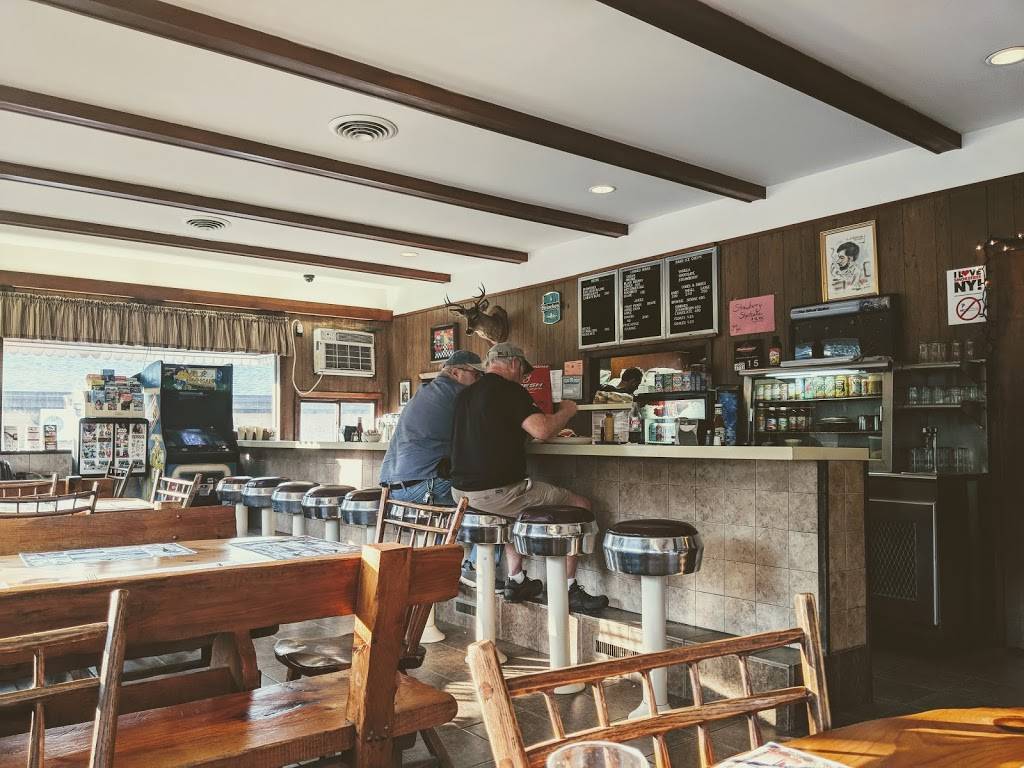 Prattsville Diner | restaurant | 14582 NY-23, Prattsville, NY 12468, USA | 5182912076 OR +1 518-291-2076