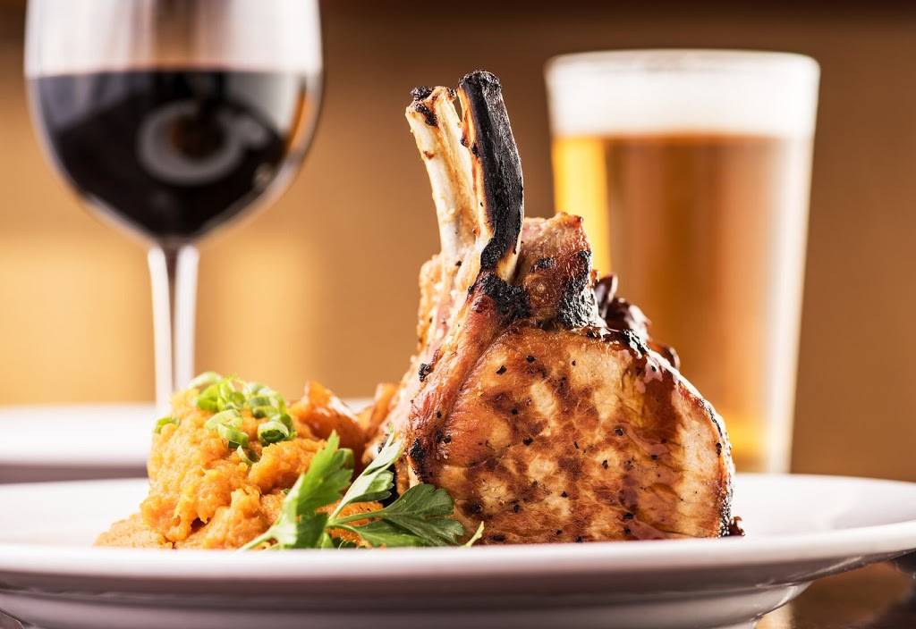 Ditkas Pittsburgh | restaurant | 1 Robinson Plaza, Pittsburgh, PA 15205, USA | 4127221555 OR +1 412-722-1555