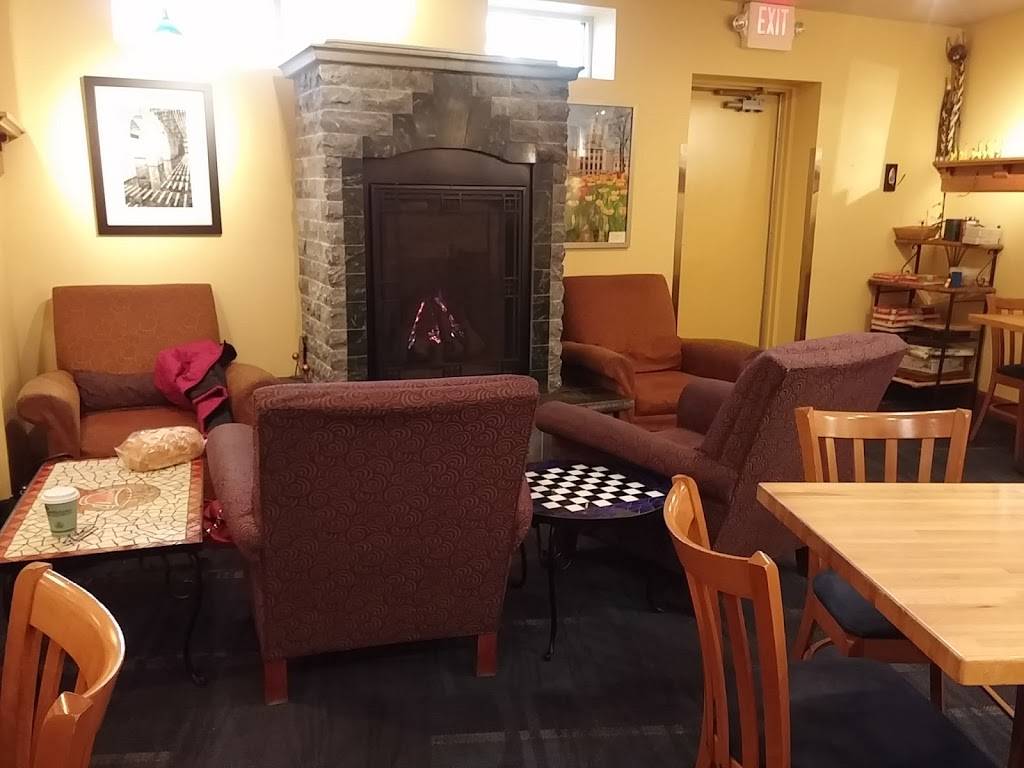 Manna Cafe & Bakery | bakery | 611 N Sherman Ave, Madison, WI 53704, USA | 6086635500 OR +1 608-663-5500