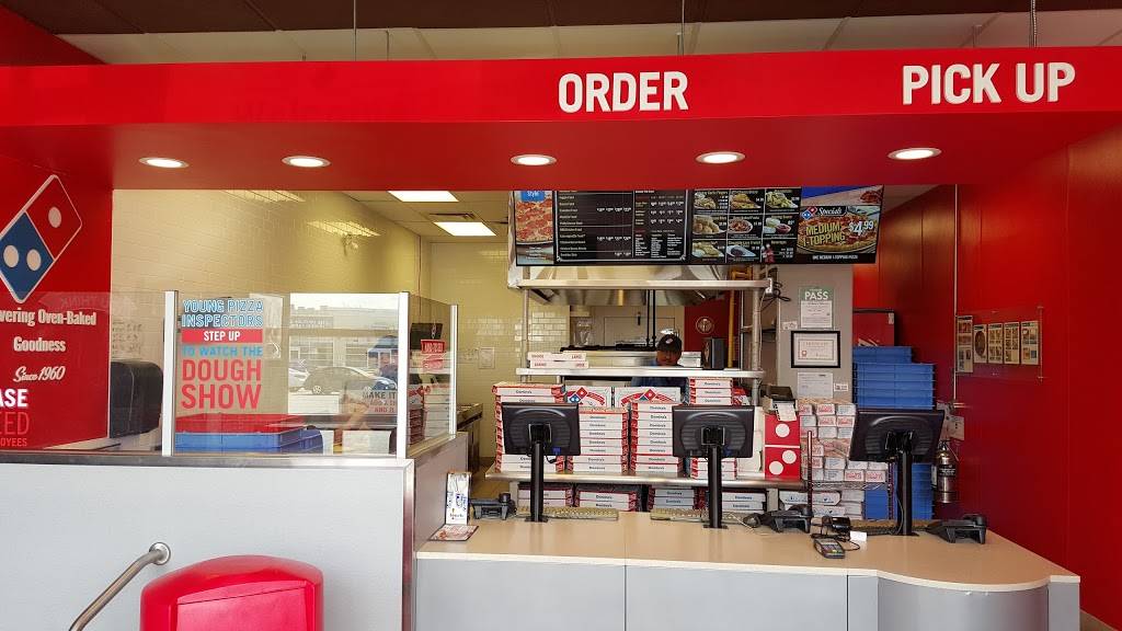 Dominos Pizza | meal delivery | 190 Queens Plate Dr, Etobicoke, ON M9W 6Y9, Canada | 4167409800 OR +1 416-740-9800