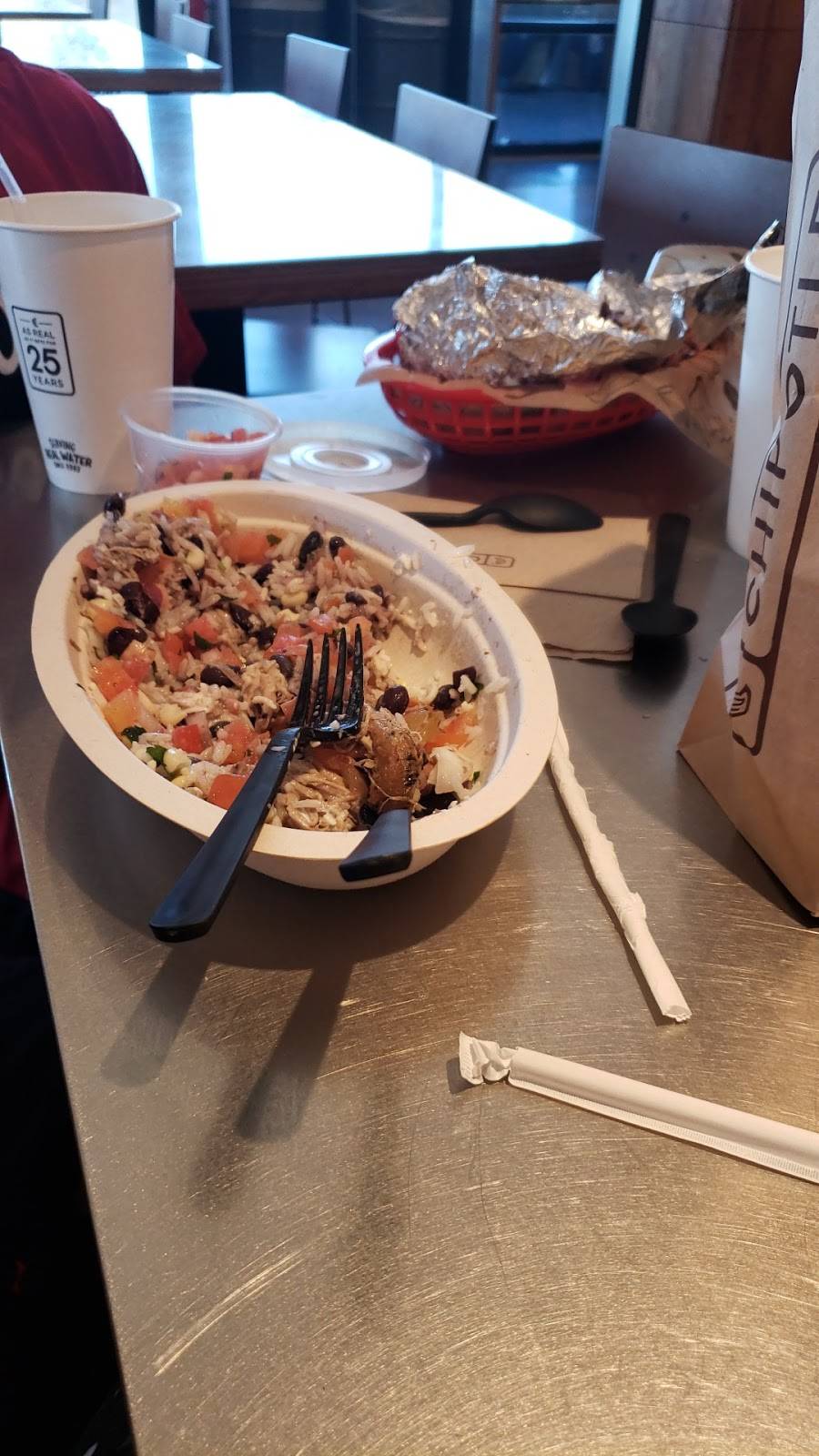 Chipotle Mexican Grill | restaurant | 21423 N John Wayne Pkwy STE 105, Maricopa, AZ 85139, USA | 5203740331 OR +1 520-374-0331