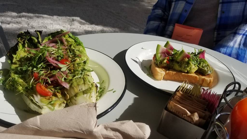 Whitneys | restaurant | 6990 Gulf of Mexico Dr, Longboat Key, FL 34228, USA | 9413834606 OR +1 941-383-4606