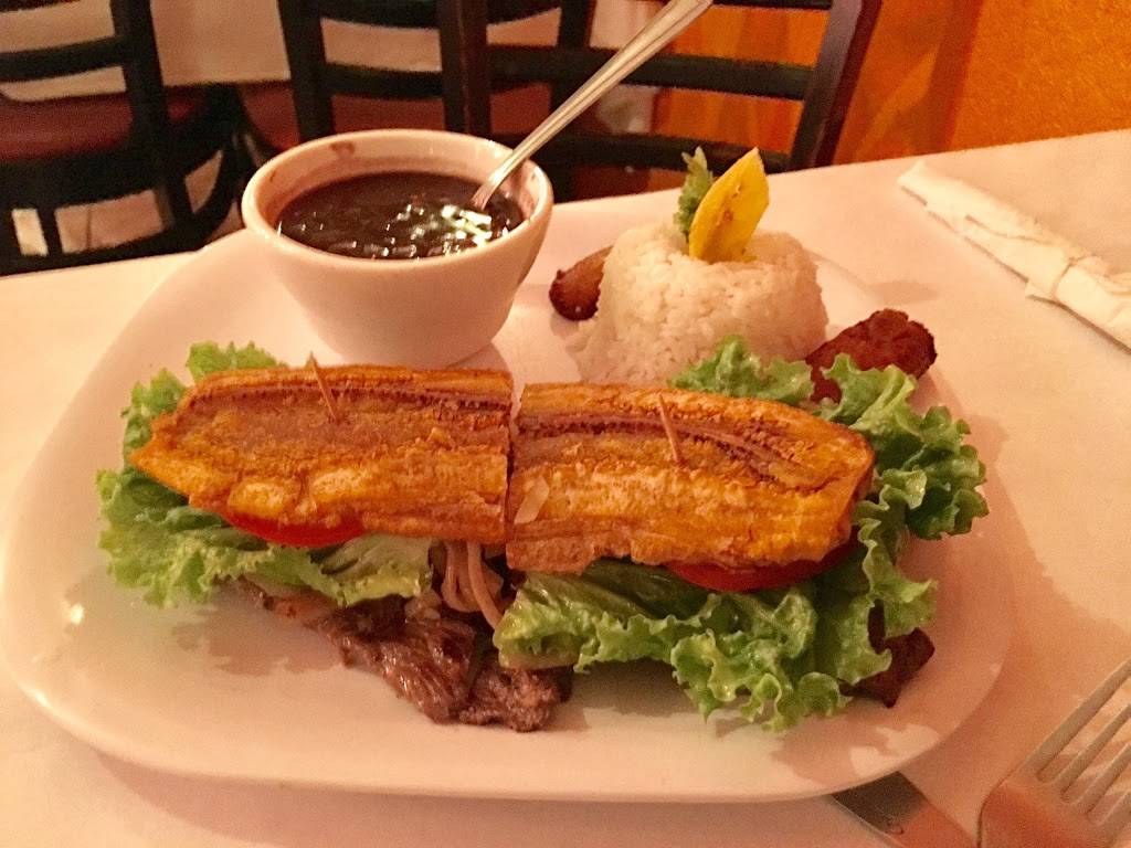 Habana Libre Restaurant | restaurant | 1440 W Chicago Ave, Chicago, IL 60642, USA | 3122433303 OR +1 312-243-3303