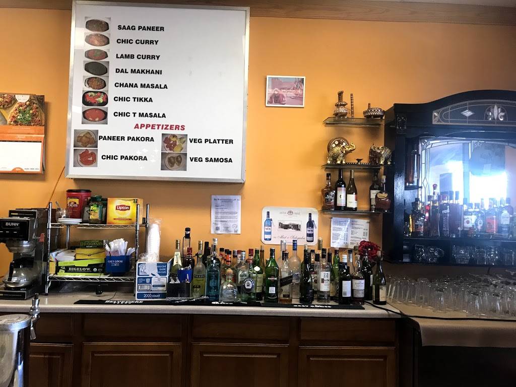 Puran Indian Restaurant | restaurant | 1704 Eastland Dr Ste 10, Bloomington, IL 61704, USA | 3096630885 OR +1 309-663-0885