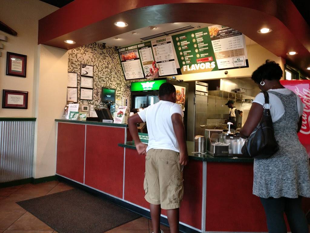 Wingstop | restaurant | 5326 N Port Washington Rd, Glendale, WI 53217, USA | 4147639818 OR +1 414-763-9818