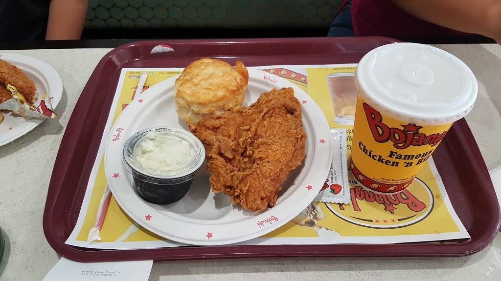 Bojangles Famous Chicken n Biscuits | restaurant | 4828 SW College Rd, Ocala, FL 34474, USA | 3527896000 OR +1 352-789-6000