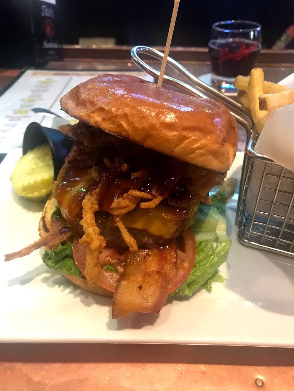 The Tavern Downtown | restaurant | 201 Ann Uccello St, Hartford, CT 06103, USA | 8605249990 OR +1 860-524-9990