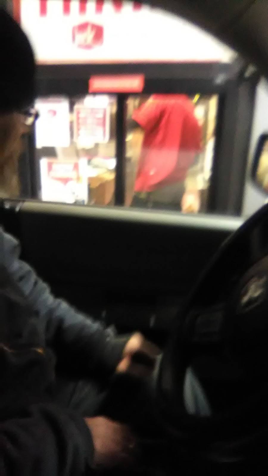 Jack in the Box | restaurant | 1992 Zumbehl Rd, St Charles, MO 63303, USA | 6369492310 OR +1 636-949-2310