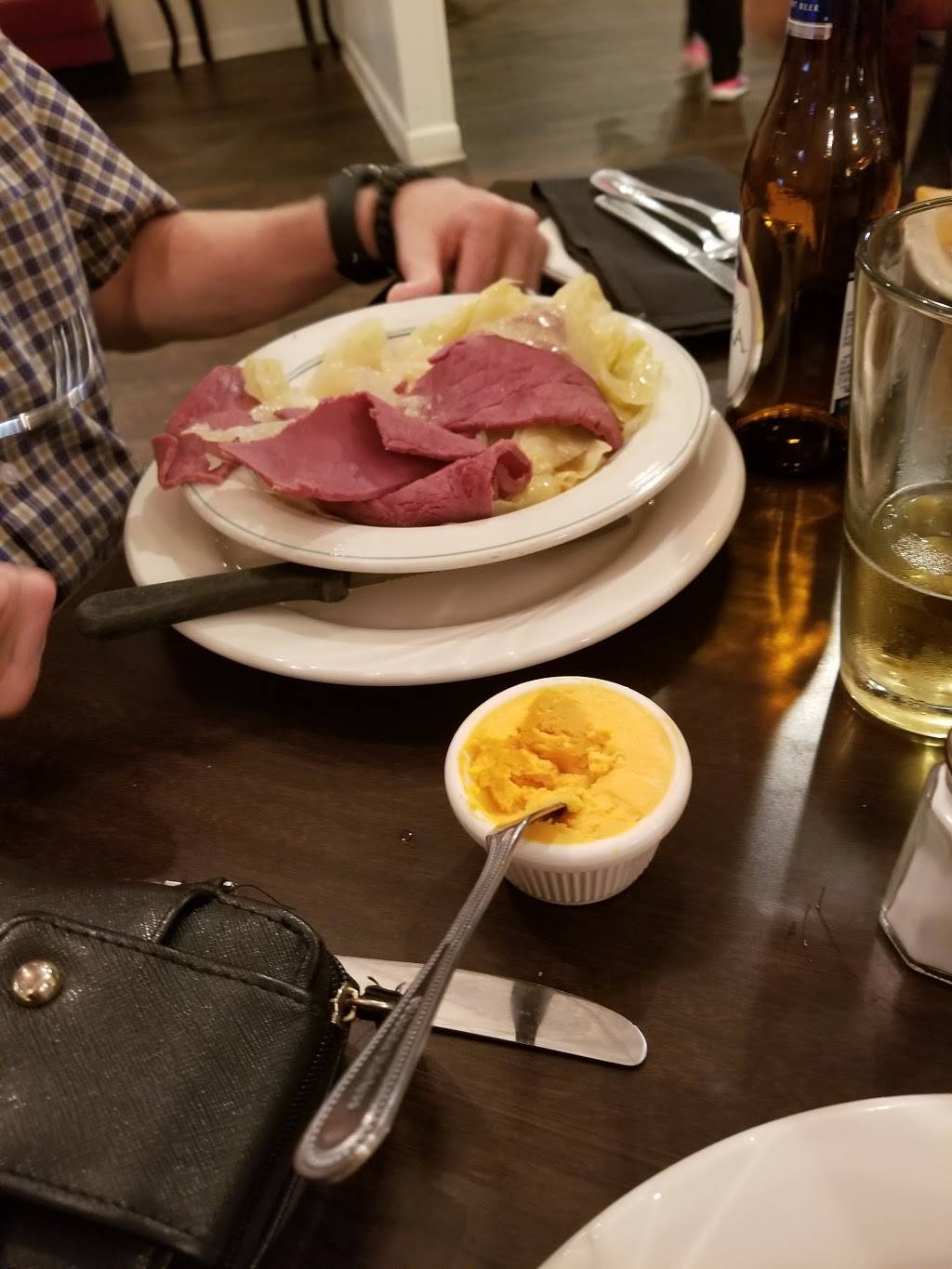 Carriage House Restaurant | restaurant | 1409 S Stratford Rd g, Winston-Salem, NC 27103, USA | 3367658082 OR +1 336-765-8082