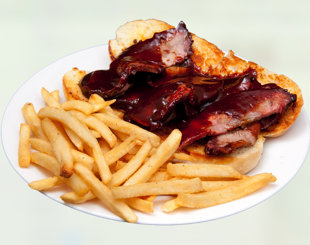 Guss Deli BBQ And Grill | restaurant | 8320 Alondra Blvd, Paramount, CA 90723, USA | 5626302802 OR +1 562-630-2802
