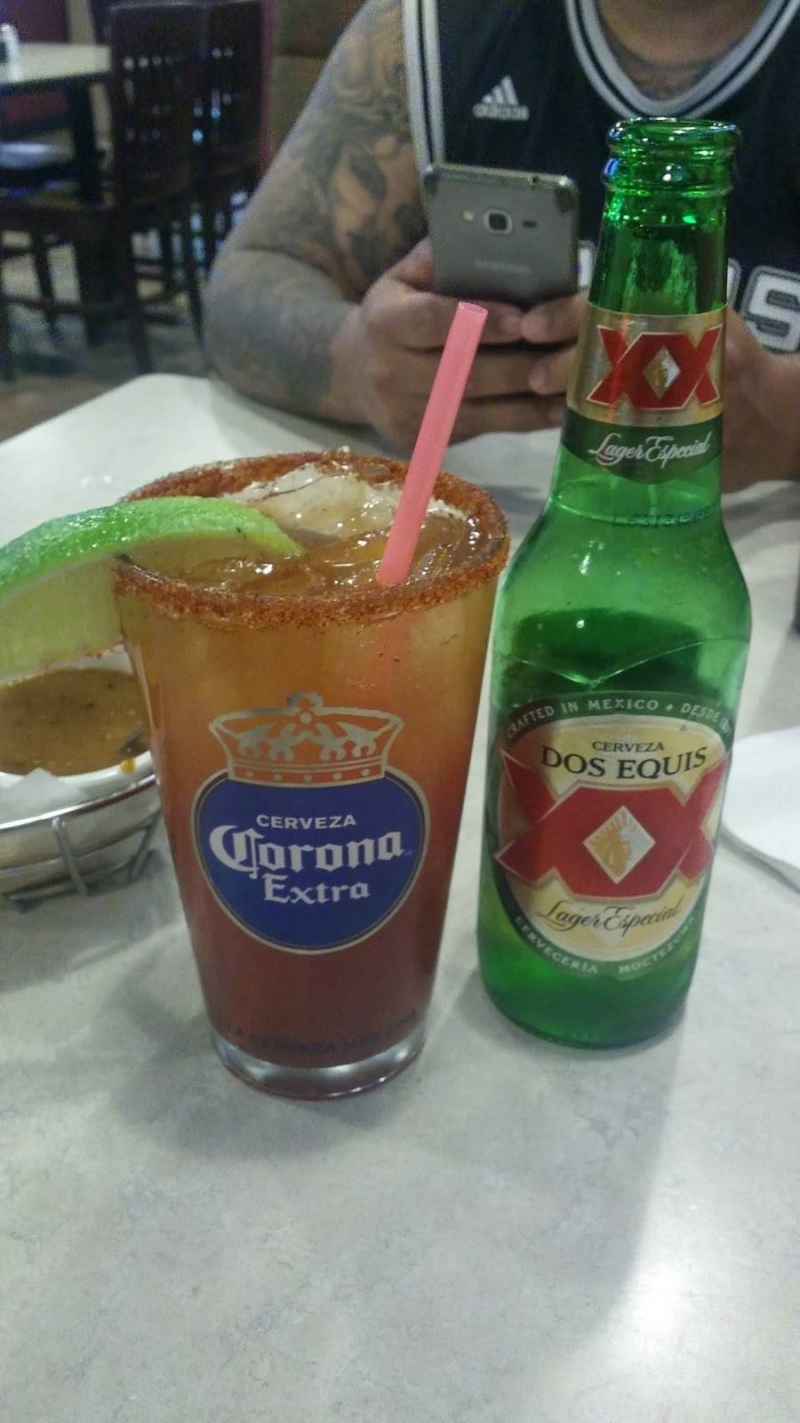 El Potosino Restaurant | restaurant | 1105 Bandera Rd, San Antonio, TX 78228, USA | 2104321324 OR +1 210-432-1324