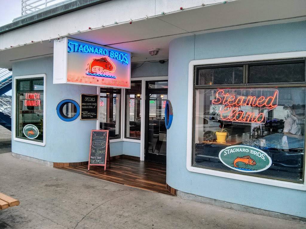 Stagnaro Bros. | restaurant | 59 Municipal Wharf, Santa Cruz, CA 95060, USA | 8314232180 OR +1 831-423-2180