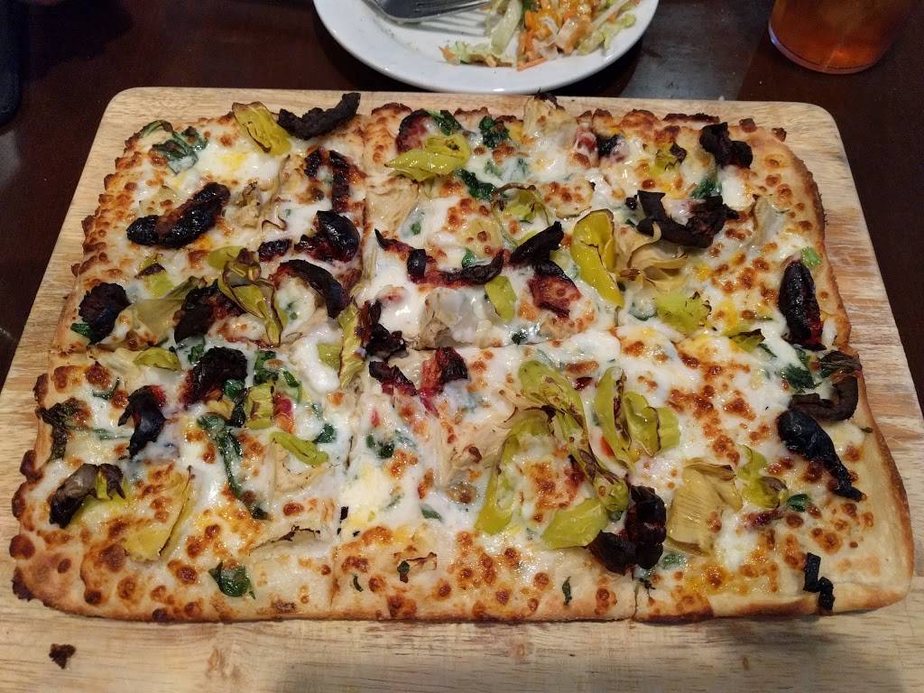 Balboa Pizza | restaurant | 2265 Village Walk Dr #101, Henderson, NV 89052, USA | 7024075273 OR +1 702-407-5273