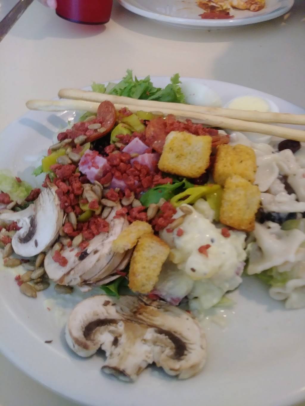 Hometown Pizza | restaurant | 109 E A St, Rainier, OR 97048, USA | 5035563700 OR +1 503-556-3700