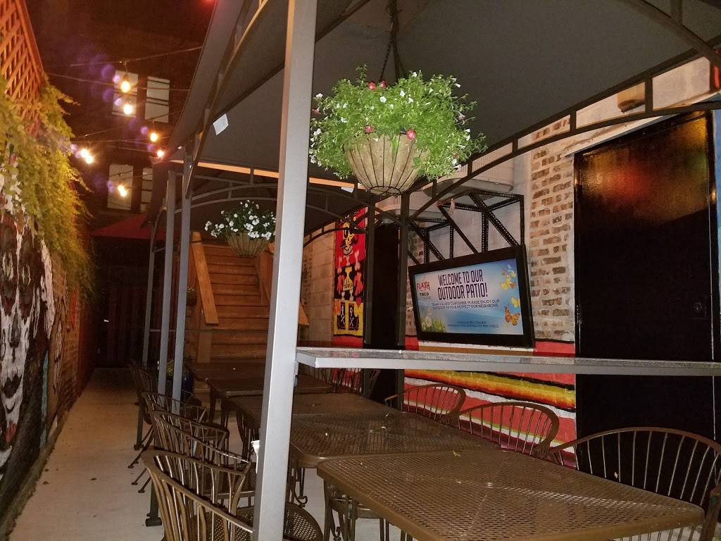 Flash Taco | restaurant | 2247 E 71st St, Chicago, IL 60649, USA | 7736754457 OR +1 773-675-4457