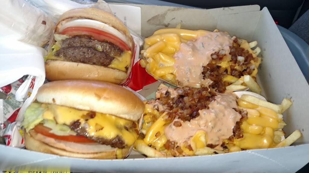 In-N-Out Burger | restaurant | 15610 W San Bernardino Rd, West Covina, CA 91790, USA | 8007861000 OR +1 800-786-1000