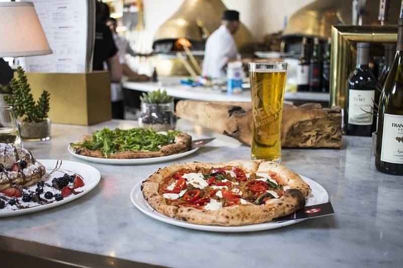 Midici The Neopolitan Pizza Company | restaurant | 3256 Fashion Center Blvd, New Castle, DE 19720, USA | 3022667700 OR +1 302-266-7700