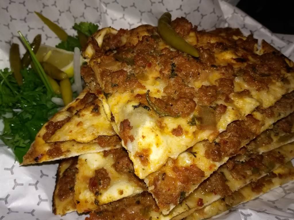 Mustafa Kebap | restaurant | 866 Wilson Ave, North York, ON M3K 1E5, Canada | 4166310300 OR +1 416-631-0300