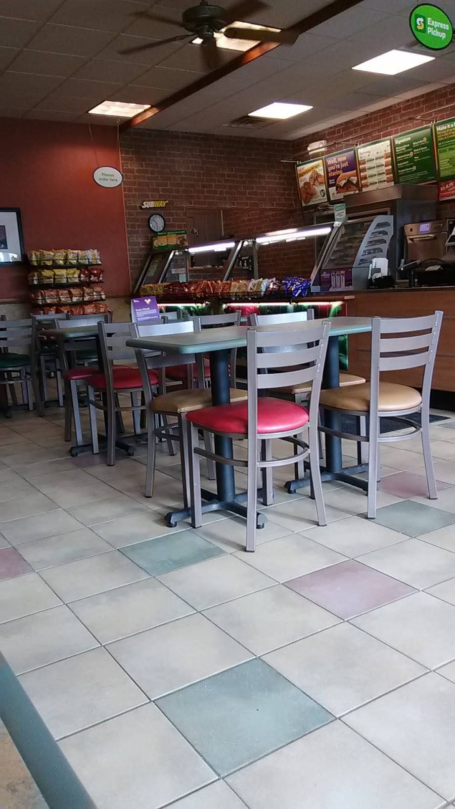 Subway Restaurants | restaurant | 405 S Main St, Continental, OH 45831, USA | 4195963233 OR +1 419-596-3233