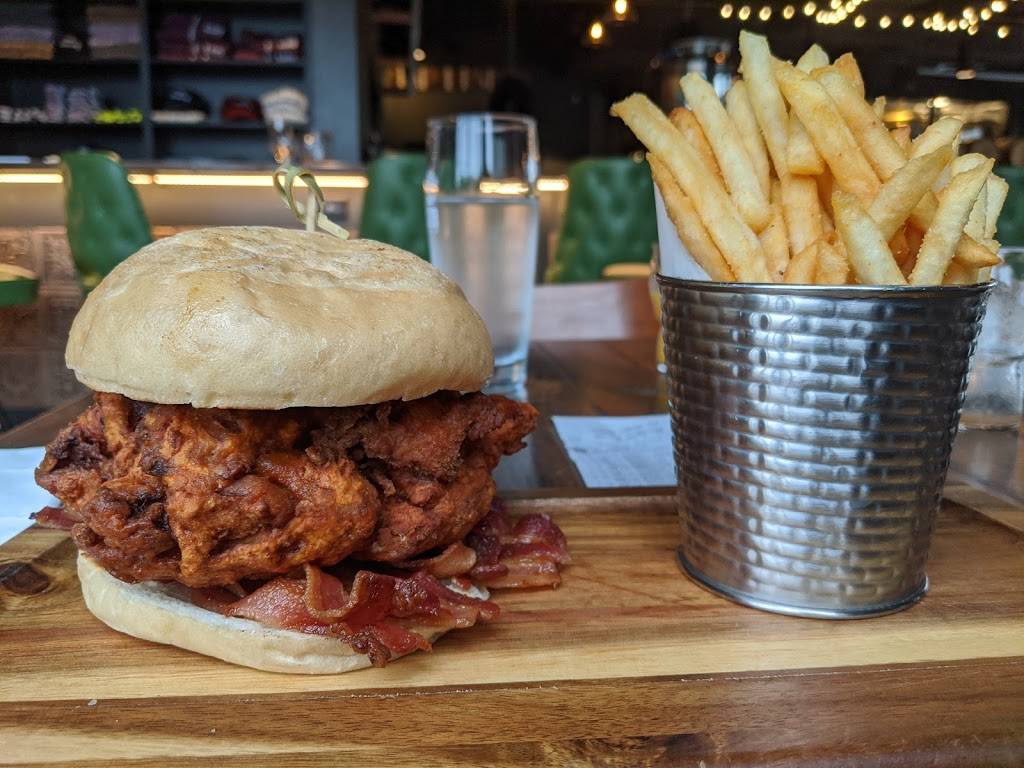 Lua Brewing | restaurant | 1525 High St, Des Moines, IA 50309, USA | 5156305311 OR +1 515-630-5311