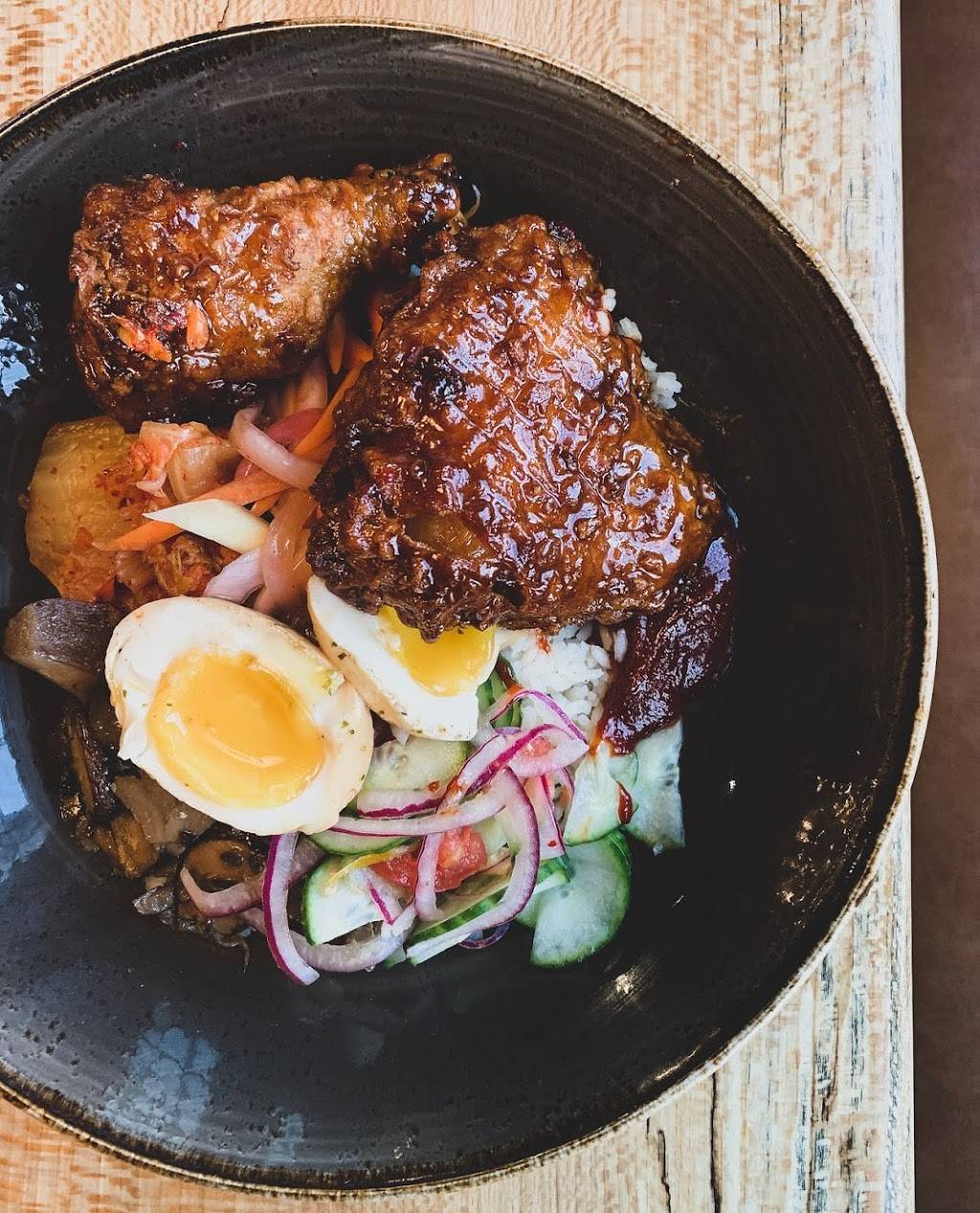 Smith & Co. | restaurant | 644 Selden St, Detroit, MI 48201, USA | 3139747100 OR +1 313-974-7100