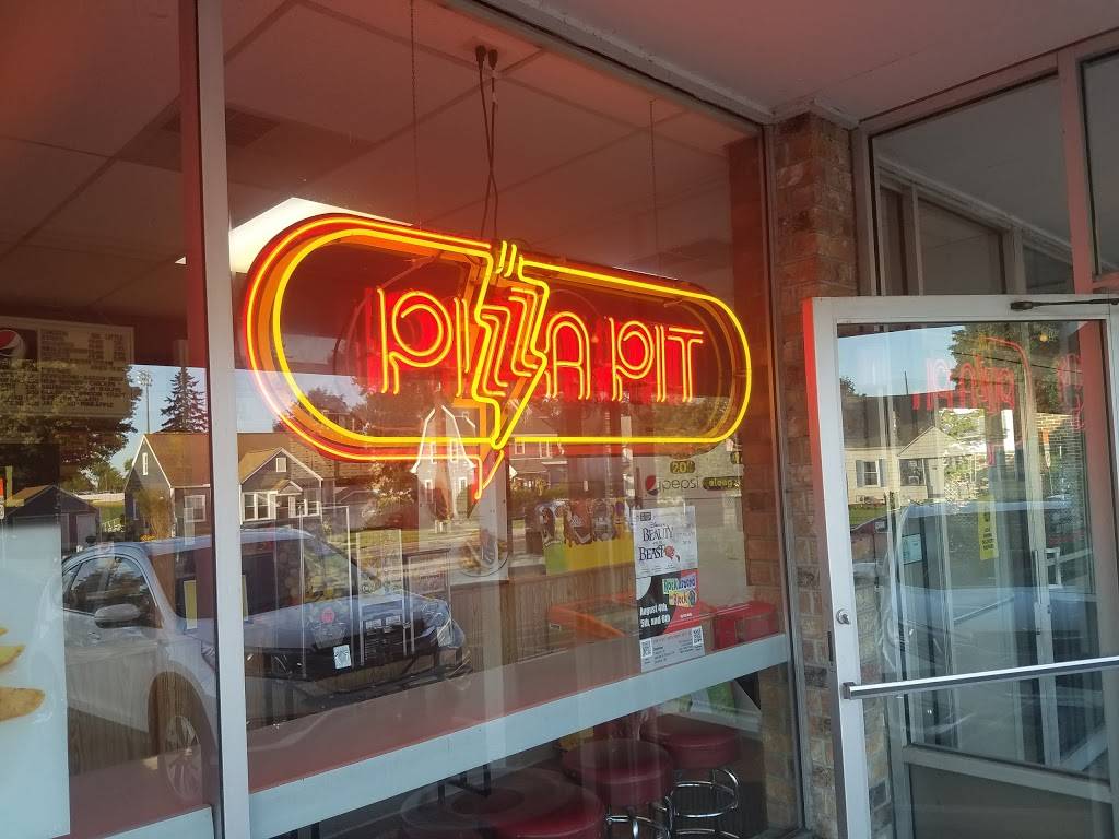 Pizza Pit | meal delivery | 330 W Main St, Sun Prairie, WI 53590, USA | 6088252818 OR +1 608-825-2818