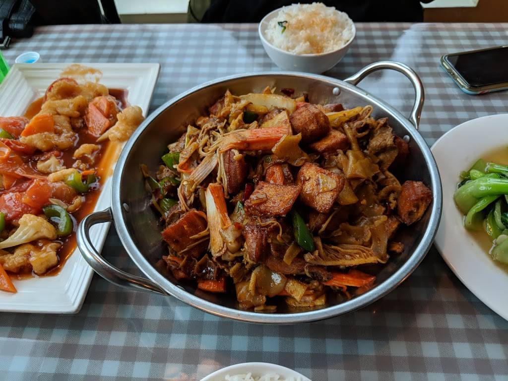 Su Asian Cafe | restaurant | 701 S Crouse Ave, Syracuse, NY 13210, USA | 3153146722 OR +1 315-314-6722