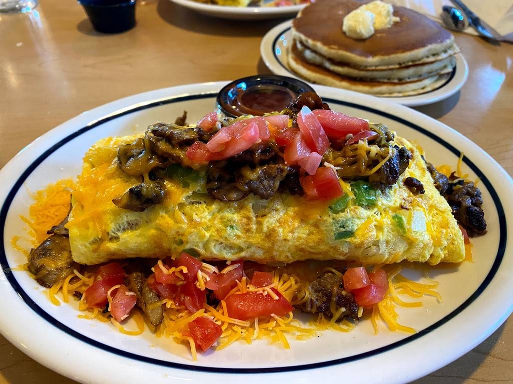 IHOP | restaurant | 3505 N Rock Rd, Wichita, KS 67226, USA | 3166308401 OR +1 316-630-8401