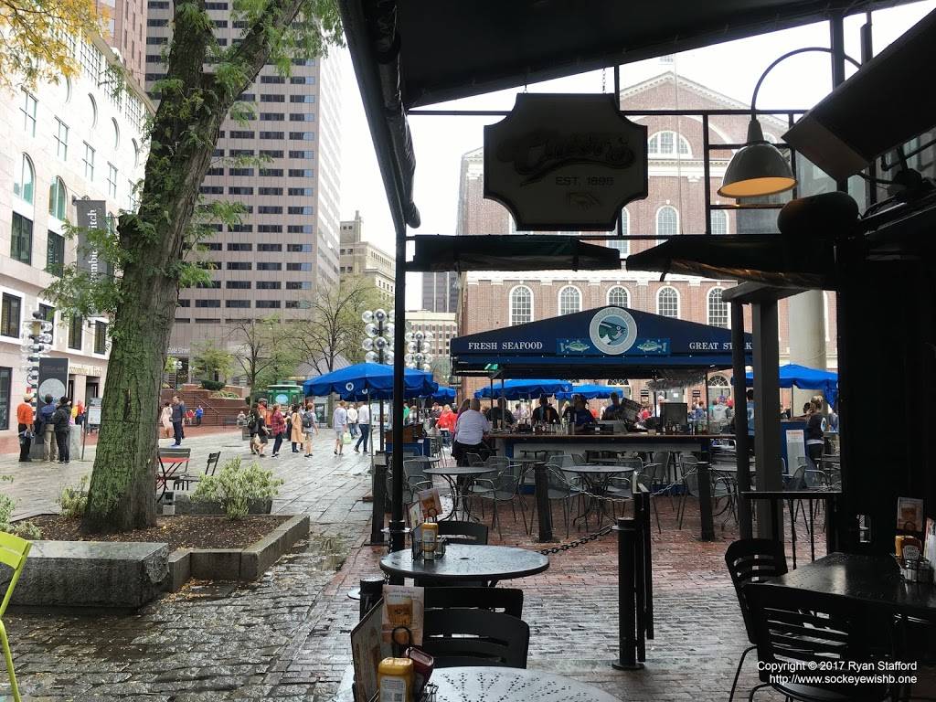 Salty Dog Seafood Grille & Bar | restaurant | 206 S Market St, Boston, MA 02109, USA | 6177422094 OR +1 617-742-2094