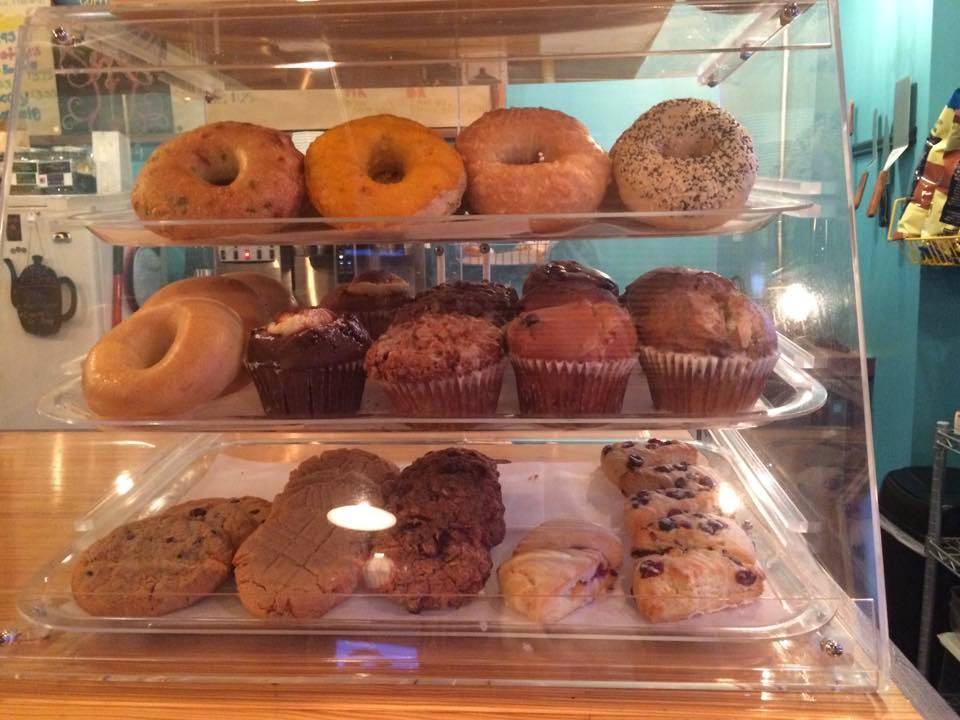 Red Door Coffee House | cafe | 19631 Maple St, Lake Ann, MI 49650, USA | 2316400005 OR +1 231-640-0005